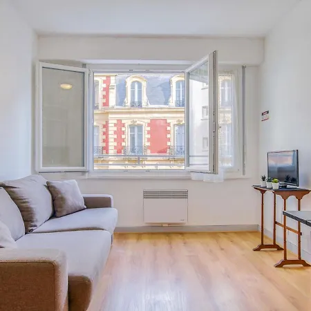 Studio Bellevue Clemenceau-4 By Interhome Apartment Biarritz